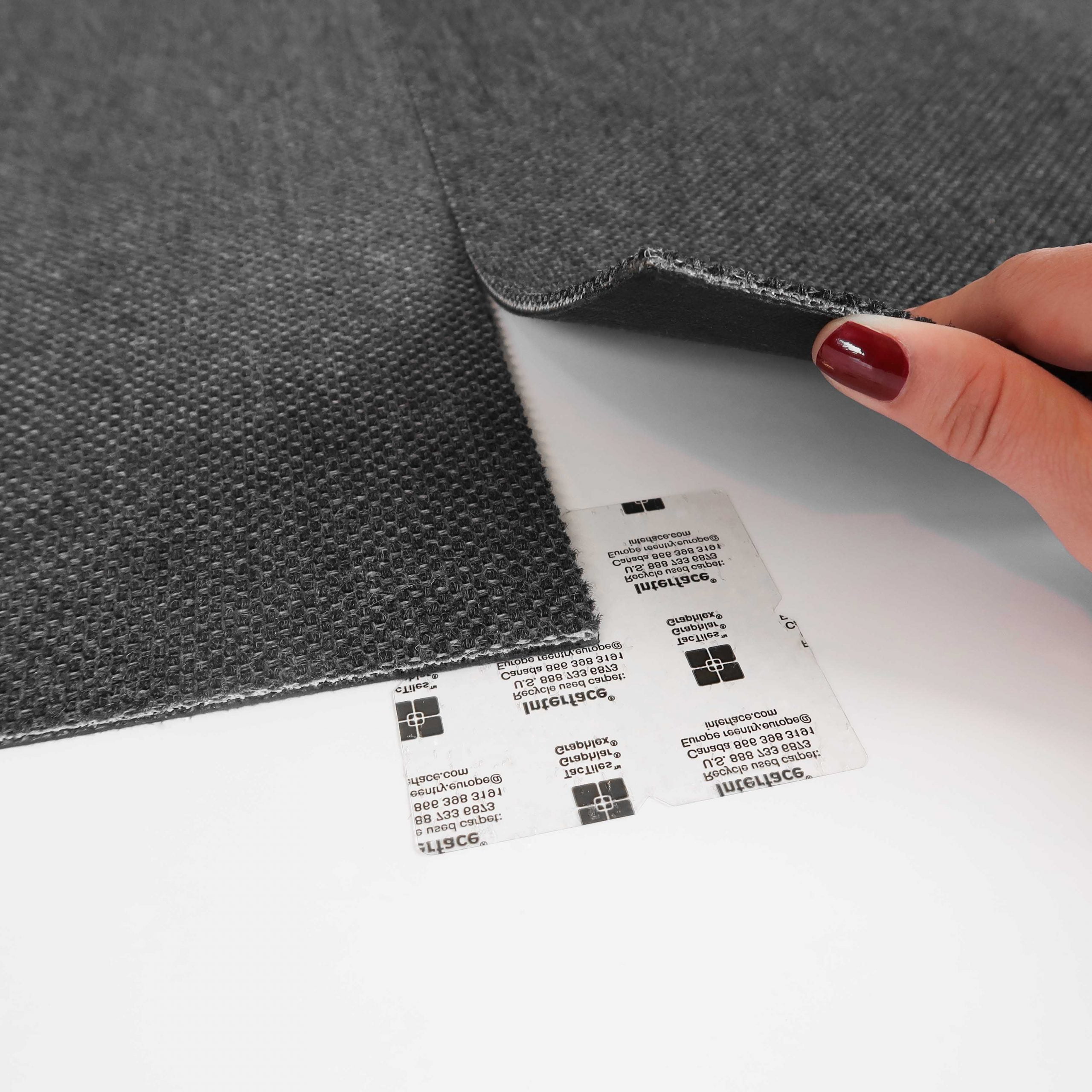 TacTiles - Limhörn för textilplattor 5 st/kvm - Bild 2